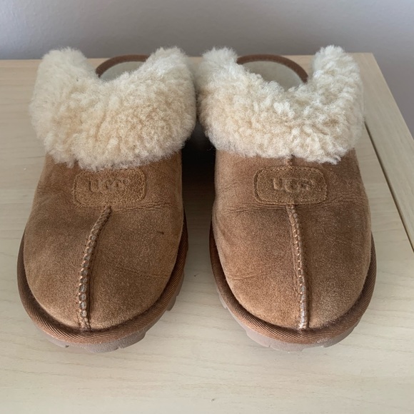 UGG Shoes - Ugg Genuine Shearling Slippers